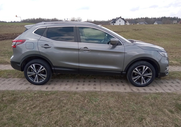 Nissan Qashqai cena 69990 przebieg: 70000, rok produkcji 2018 z Kartuzy małe 277